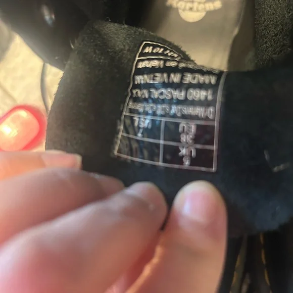 Black Platform Lace-Up Boots - Picture 5 of 5